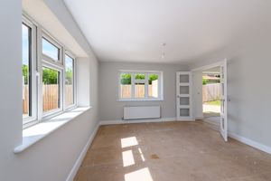 Sitting Room- click for photo gallery